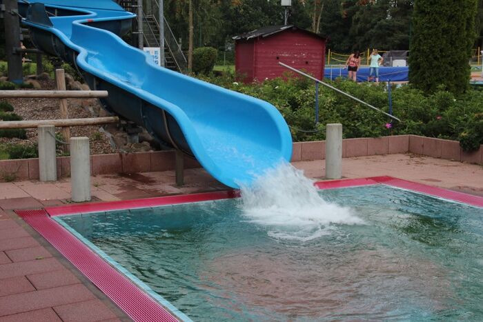 Endbecken der Wasserrutsche
